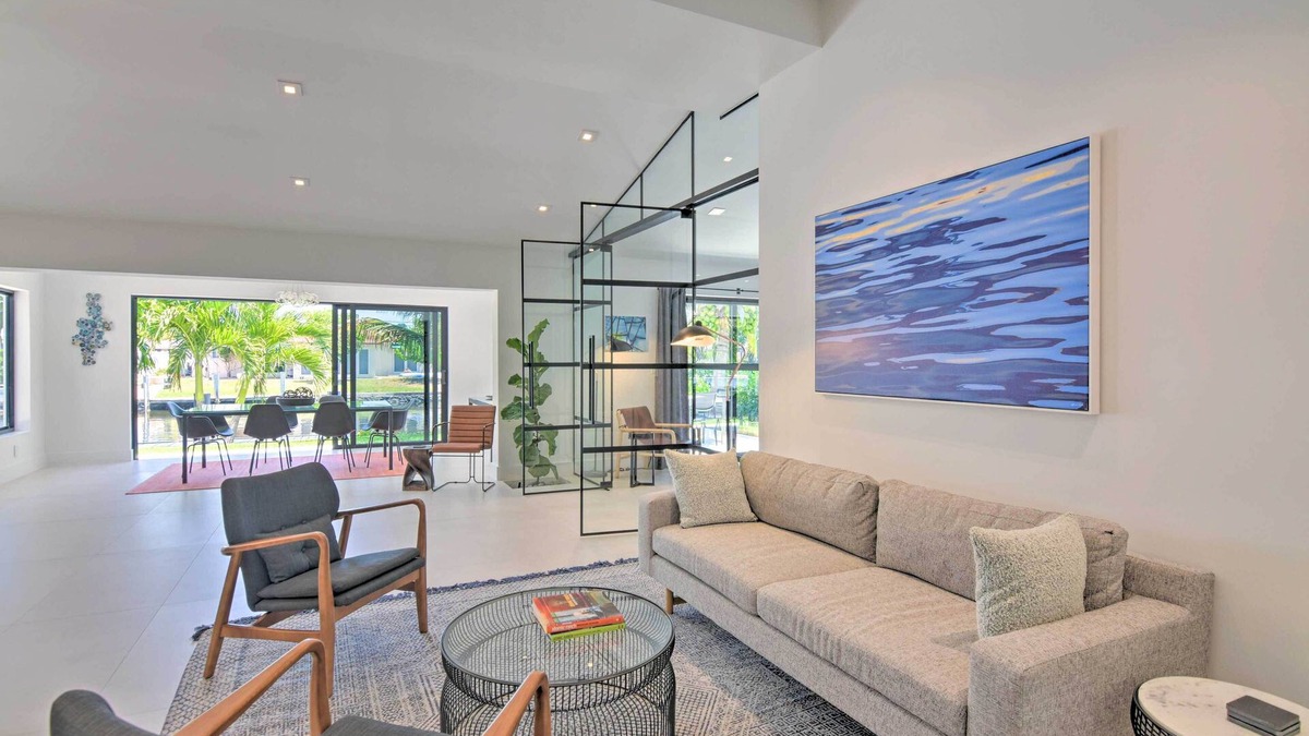 Wilton Manors House | Luxe Wilton Manors Home w/Private Boat Dock