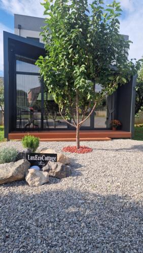 Podgorica Apartment | LuxEcoCottage