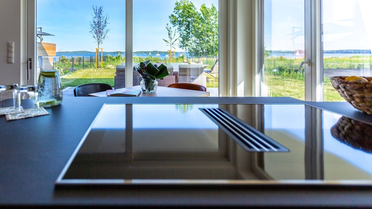 Schwerin Apartment | Luxoriöse Ferienwohung in Erster Reihe am Schweriner See mit Kamin