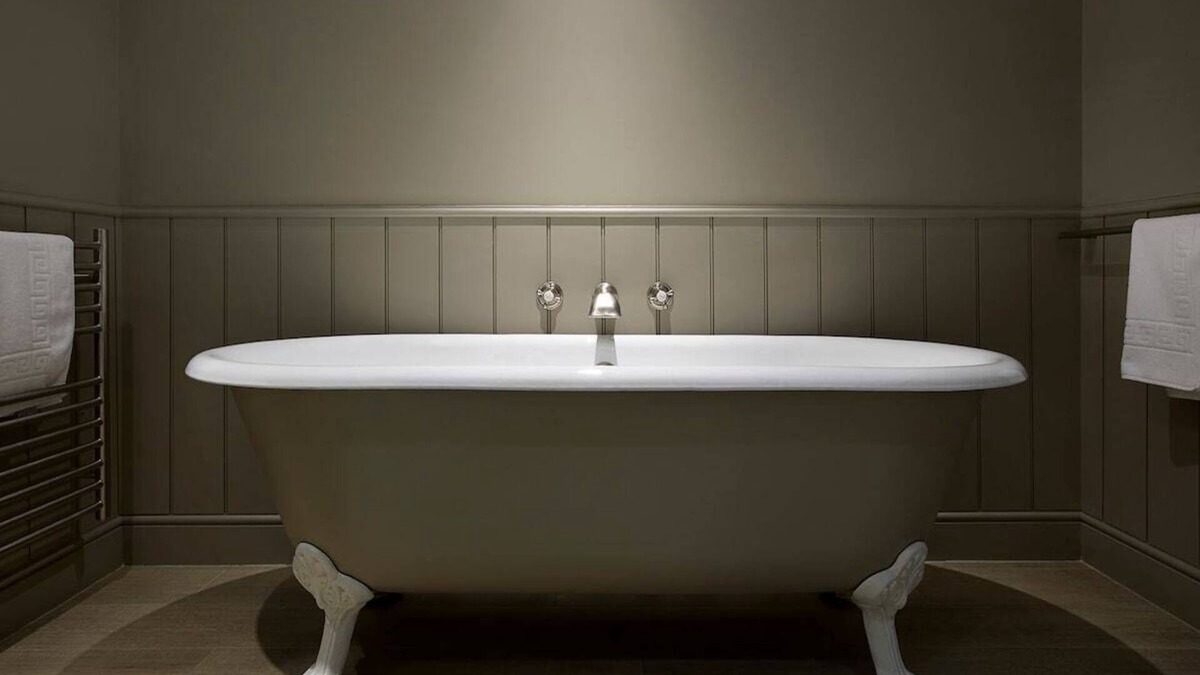 Southrop House | Luxuary Southrop Stay | Boutique Cotswold Base