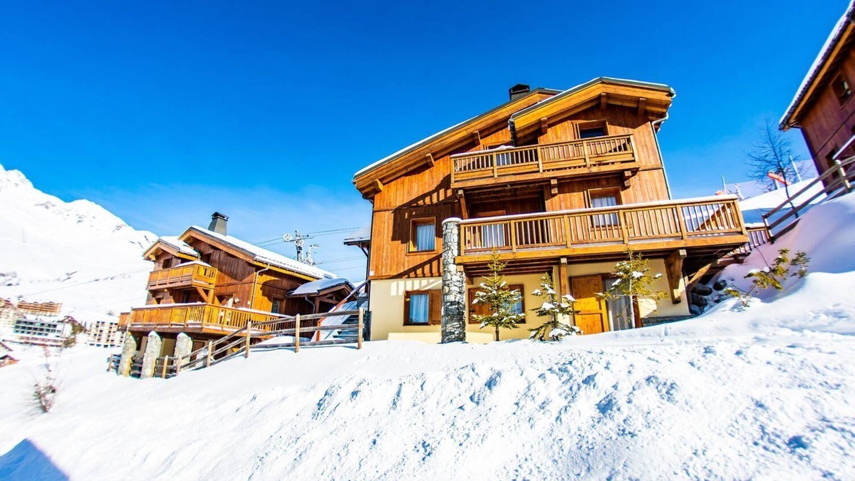 Saint-Francois-Longchamp House | Luxury chalets (12p) 5 bed- and 3 bathrooms. Center of Saint François Longchamp with ski-in & out.