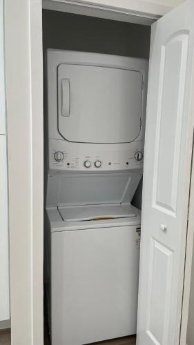 Canoga Park Apartment | Luxury mini house