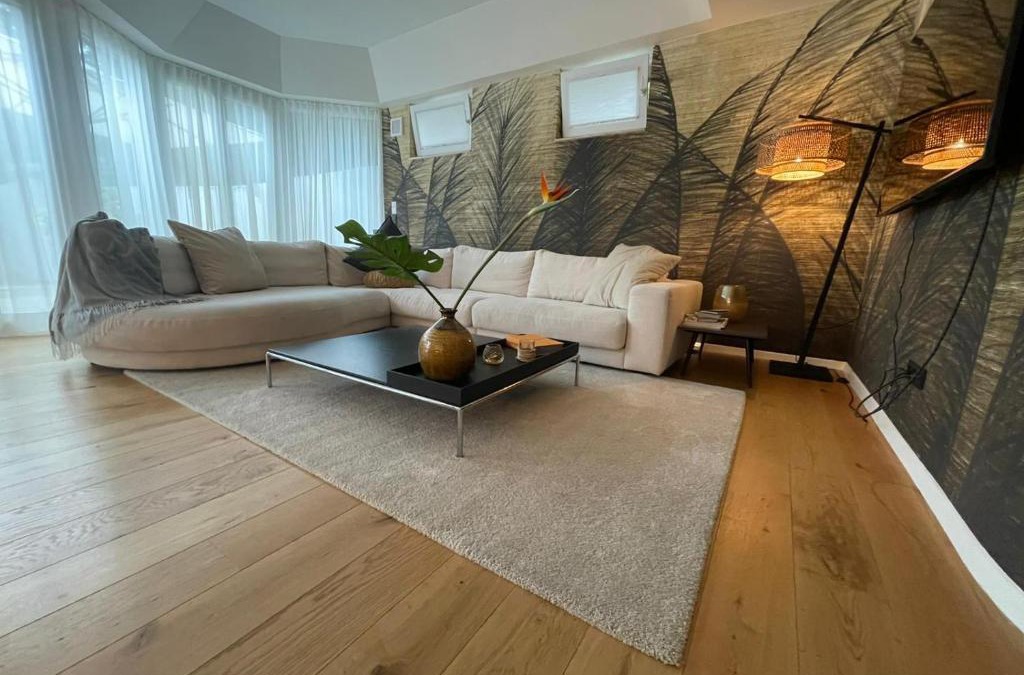 Munchner Freiheit Apartment | Luxuriöses Loft mit großer Sonnenterrasse & Sauna