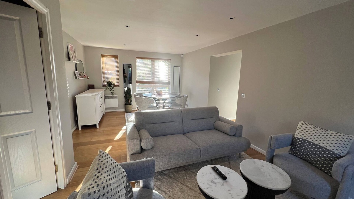 Blackheath Apartment | Luxurious 2 bed 2 bath flat w/parking Blackheath