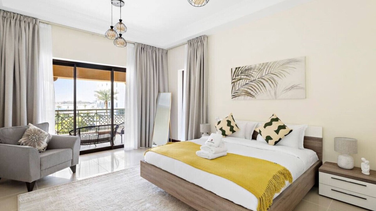 Palm Jumeirah Apartment | Luxurious 2 BR Apartment in Palm Jumeirah