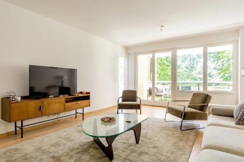 Tour-de-Champel Apartment | Luxurious 2BR Family Apartment - Champel