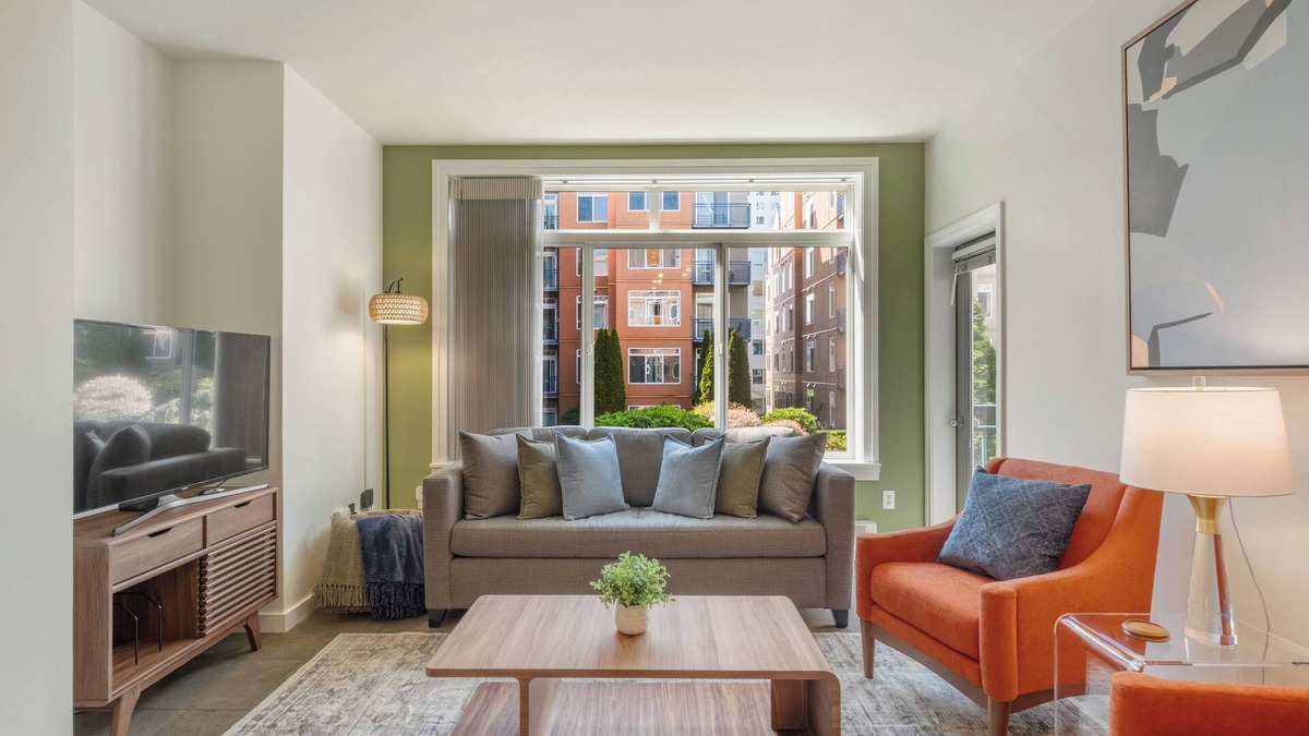Belltown Condo | Luxurious 2BR Oasis in the Heart of Seattle!