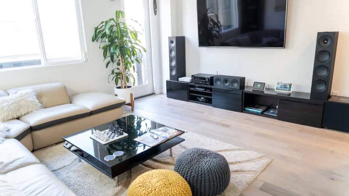 West Oakland House | Luxurious 3-bedroom townhouse in Oakland