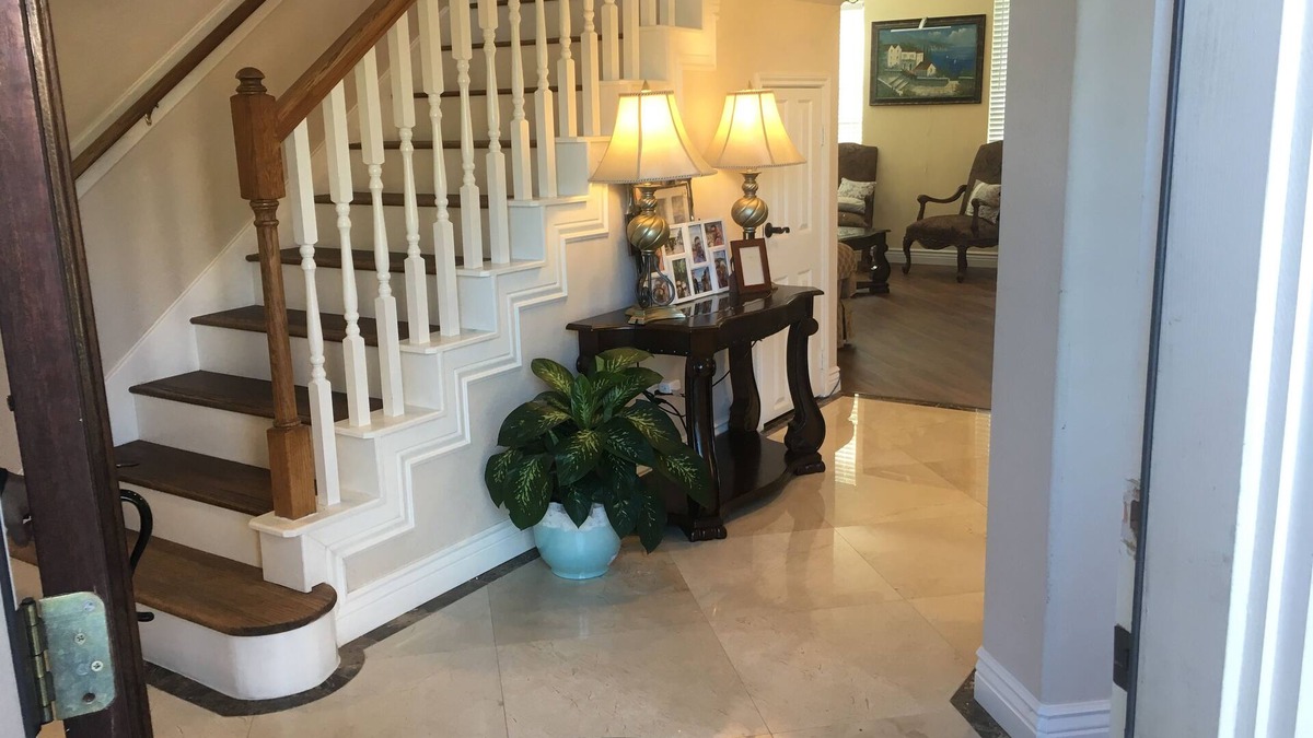 Pearland House | Luxurious 3BR Gated Oasis Near Texas Medical Center, NRG Stadium & Downtown