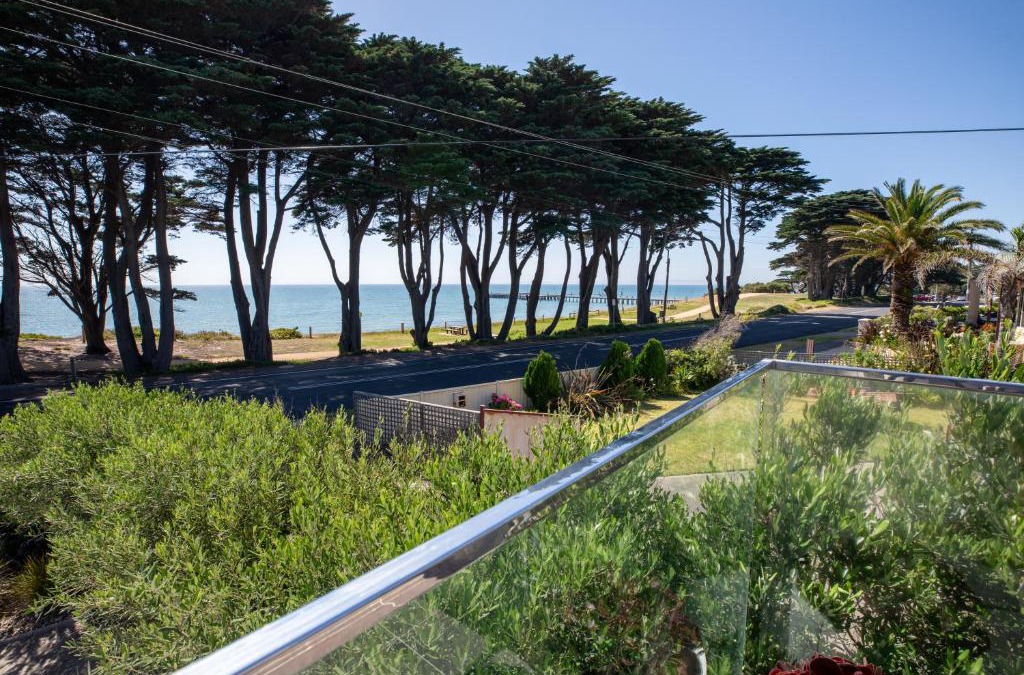 St Leonards House | Luxurious 4 Bedroom House with Stunning Beach view in St Leonards