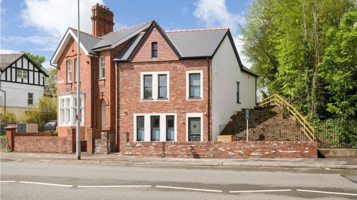 Roath House | Luxurious 4Bd House | Roath Park