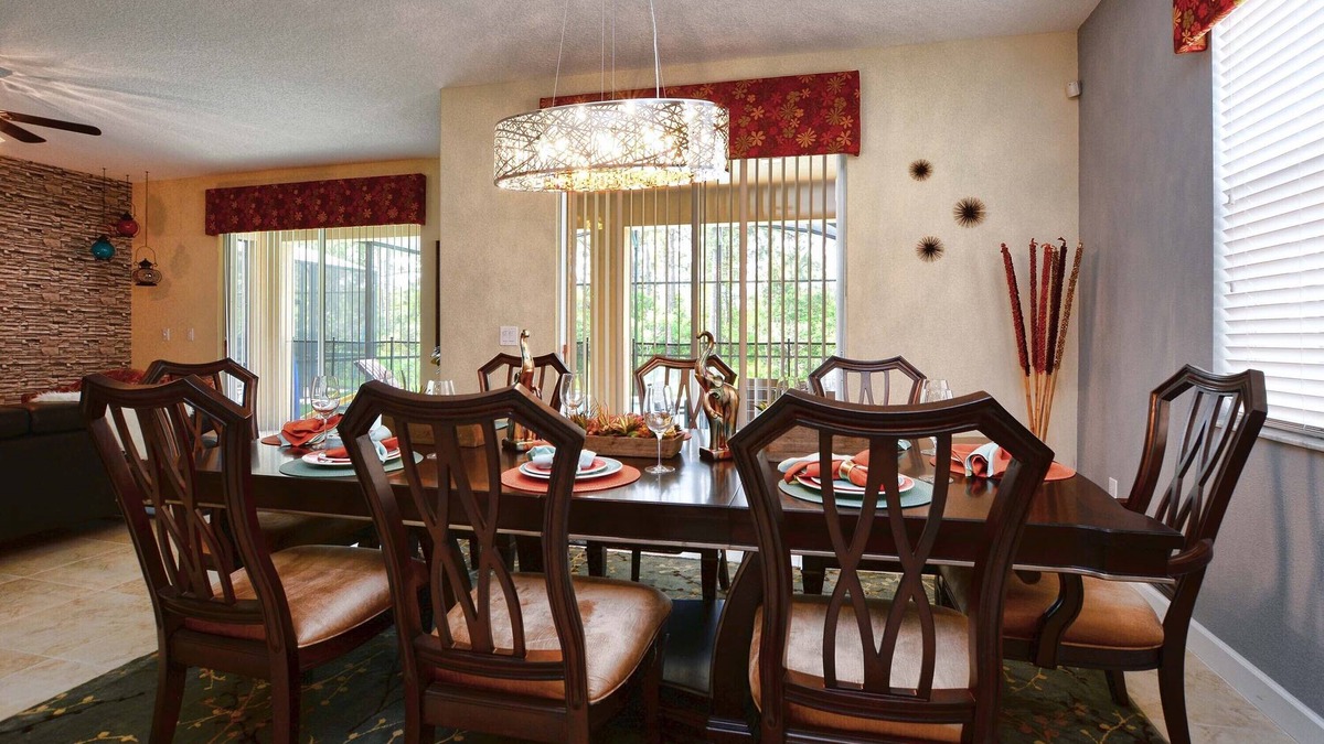 Lindfields House | Luxurious! 5 min to Disney! South facing pool/Gameroom/BabyGear