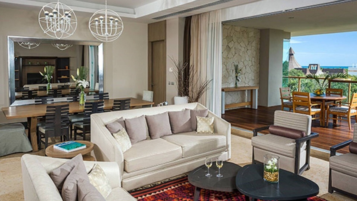 Villa Juarez Resort | Luxurious 5-Star Resort (Rated "Top 5" in Latin America) 3 Bedrooms (sleeps 10).