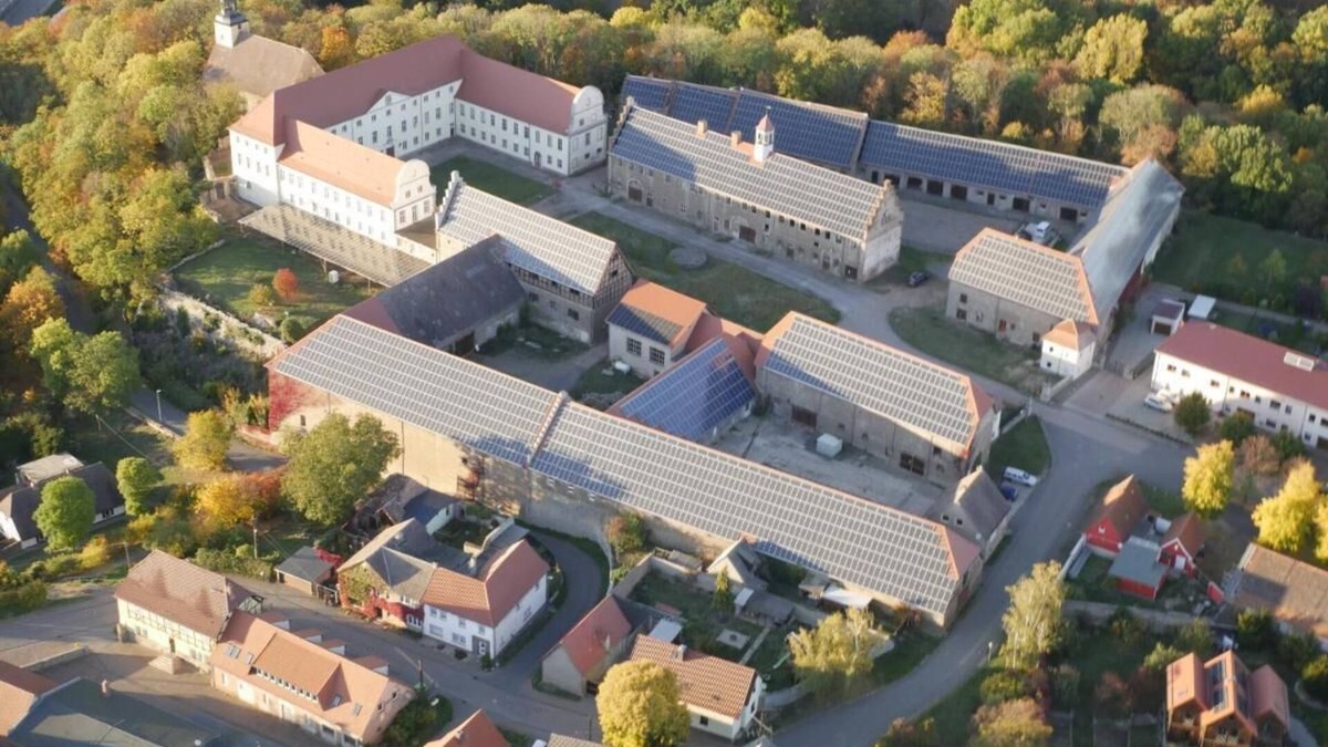 Walbeck Apartment | Luxurious accommodation in the sun castle