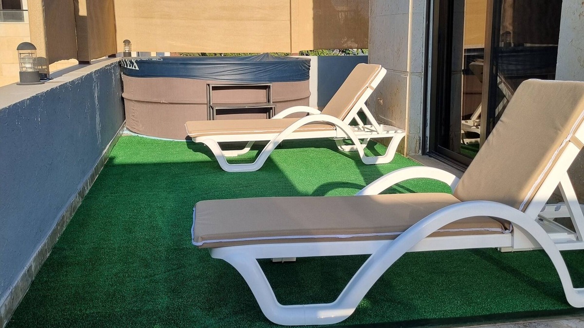 Amman Apartment | Luxurious Amman Apartment with Private Pool and Modern Amenities