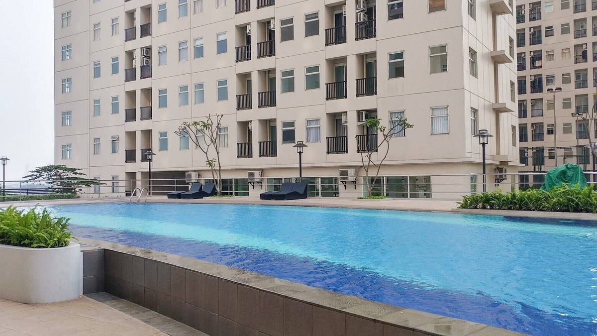 Cikokol Apartment | Luxurious and Convenient 2BR Ayodhya Apartment