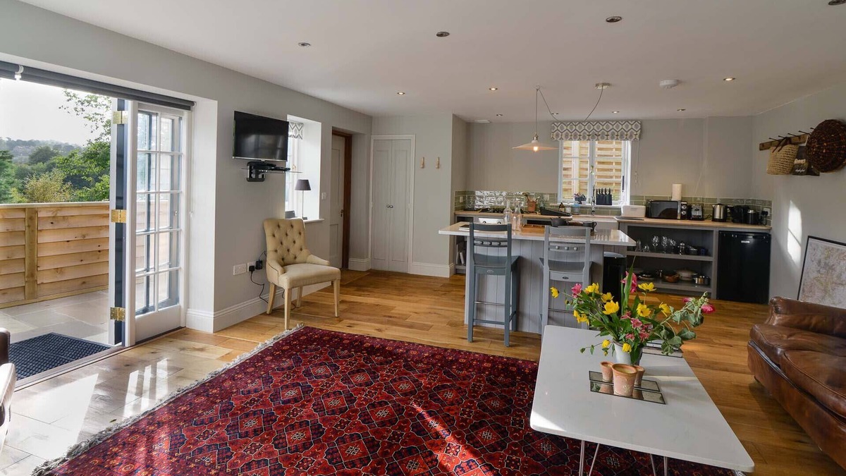 Box Cottage | Luxurious and stylish 1 bedroom cottage in the country in the Cotswolds