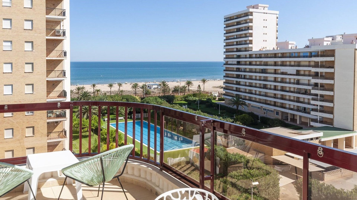 Grau i Platja Apartment | Luxurious Apartment 50 m from beach, wonderful views, pool, wifi,air conditioned