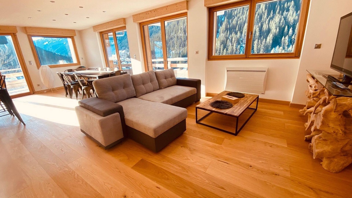 Chatel Apartment | Luxurious apartment for 8 people - exceptional view - back on skis
