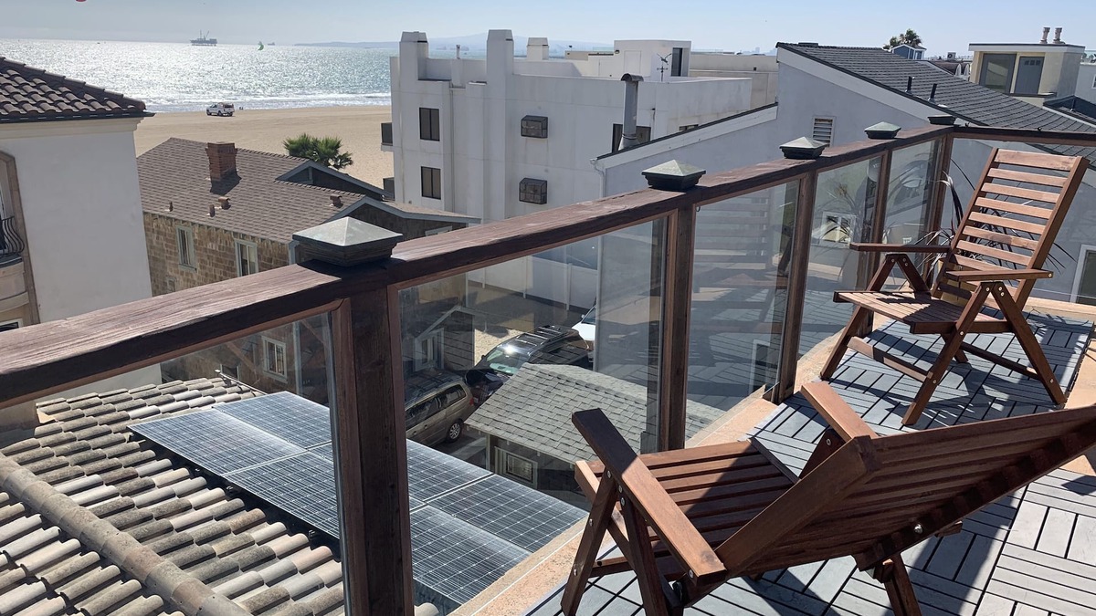 Surfside House | Luxurious at the Beach!