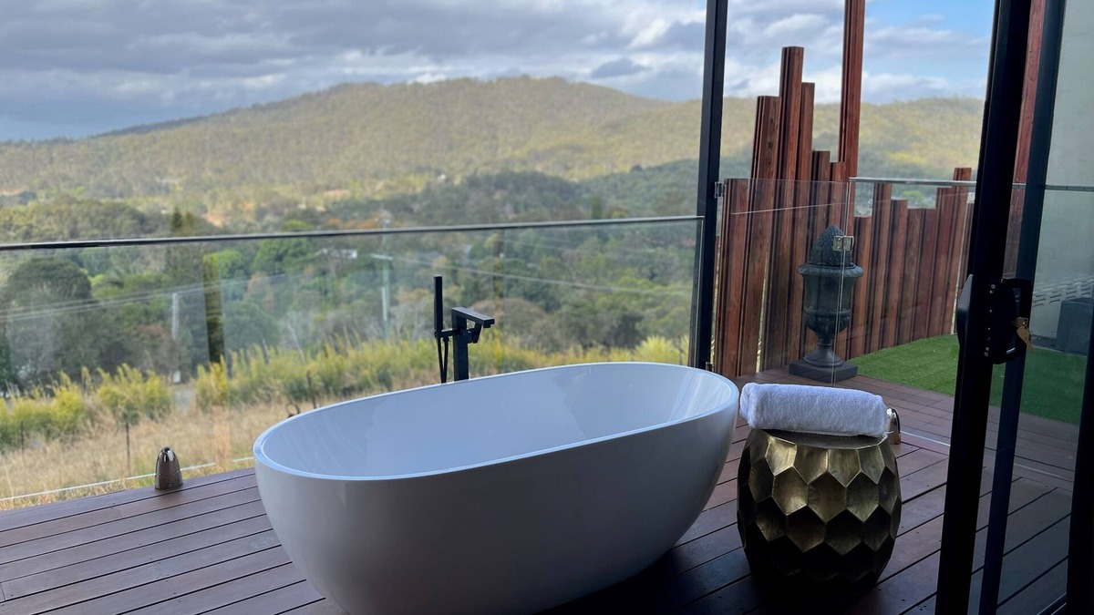 Neranwood Villa | Luxurious Villa at On Eagle Wings Mountain Retreat & Spa with Breakfast Included