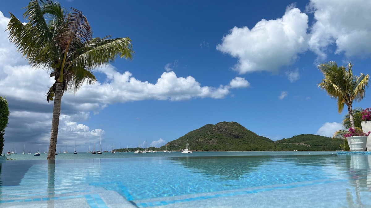 Jolly Harbour House | Luxurious beachfront villa with private pool