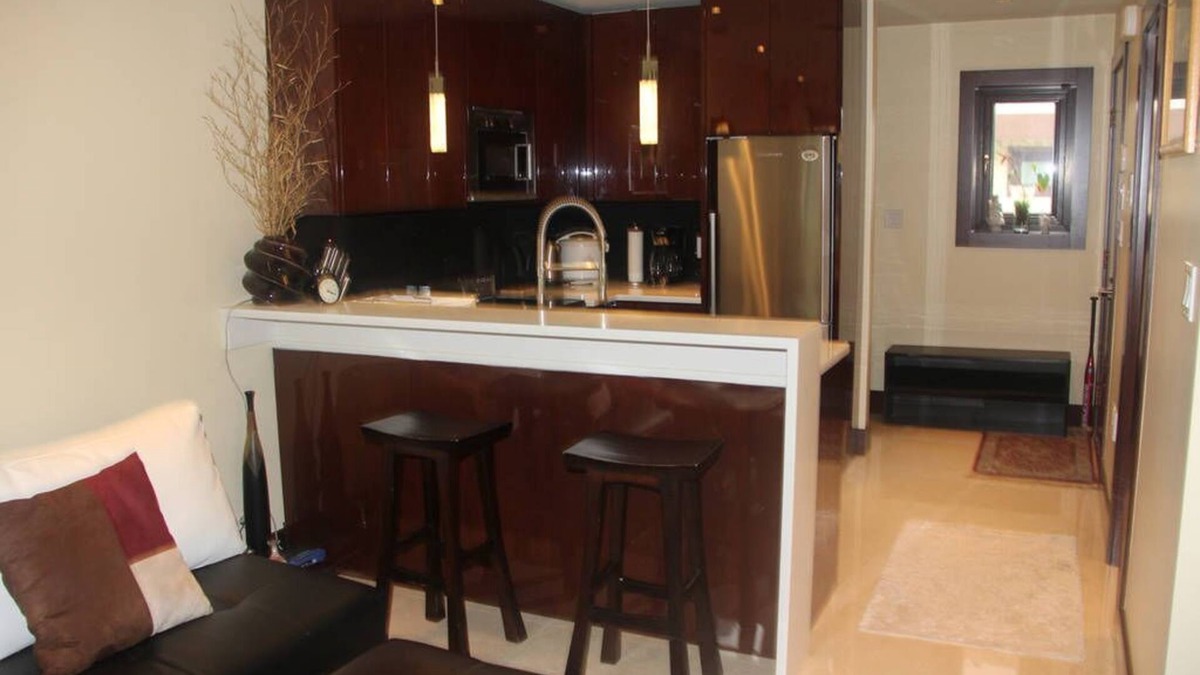 West Point Grey House | Luxurious Brand-New 2-BR Point Grey Laneway House with Balconies and View