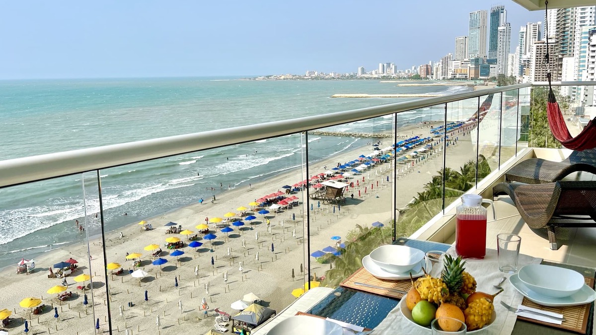 Bocagrande Apartment | Luxurious Cartagena Beachfront apartment
