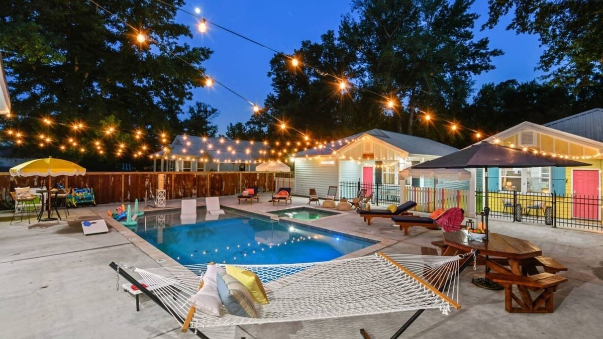 Bay St Louis Ski Chalet | Luxurious Coastal Retreat for up to 22 Guests!