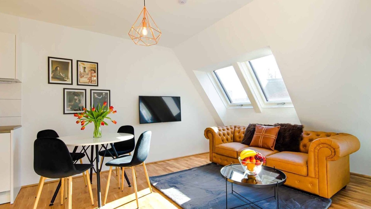 Weißgerber Apartment | Luxurious & Cozy | Prime Location, ♛King Bed, View