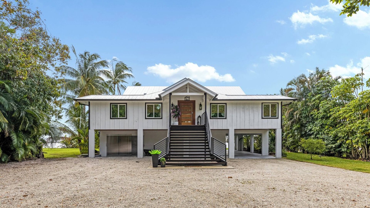 Jensen Beach House | Luxurious Dockside Jensen Home with Guest House