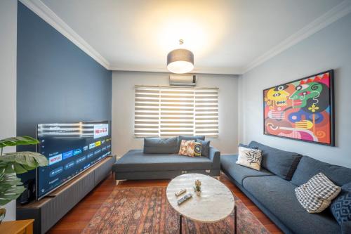 Gumussuyu Mahallesi Apartment | Luxurious Four Bedroom Apartment in Taksim, 4ACs