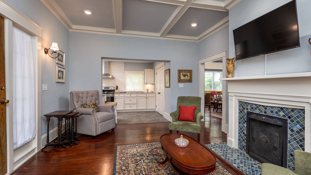 Winston - Salem House | Luxurious, Historic 4BR Home in Downtown Winston