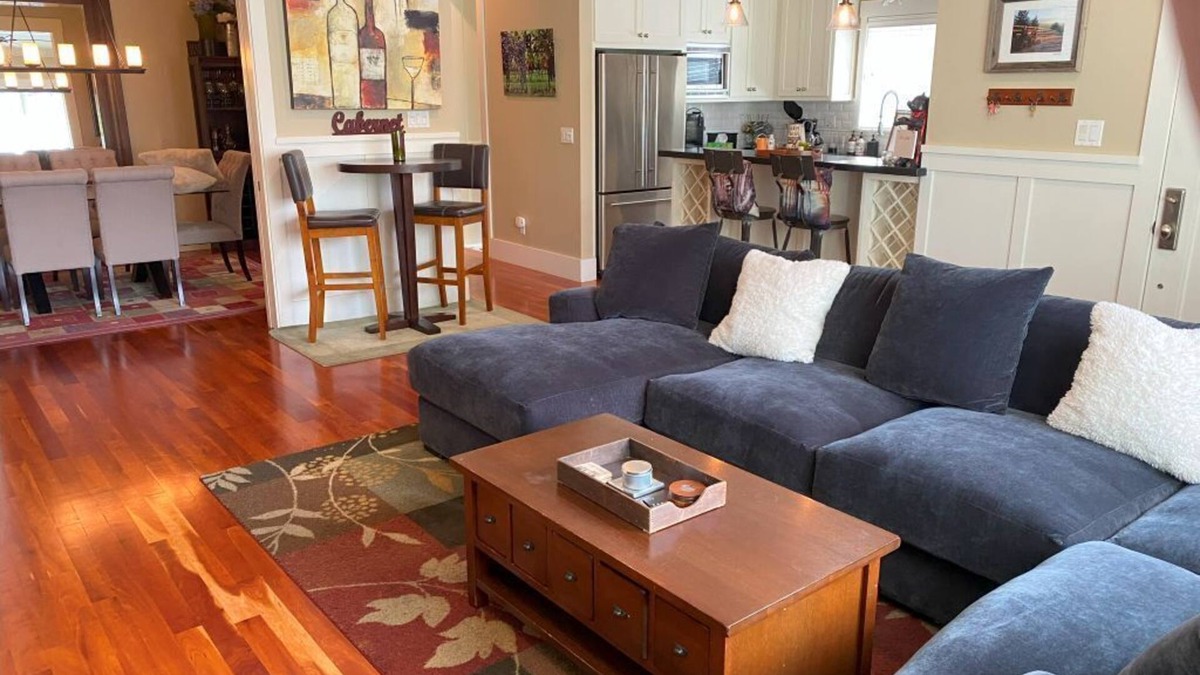 Healdsburg House | Luxurious Home 3 Blocks from Downtown Healdsburg Plaza!