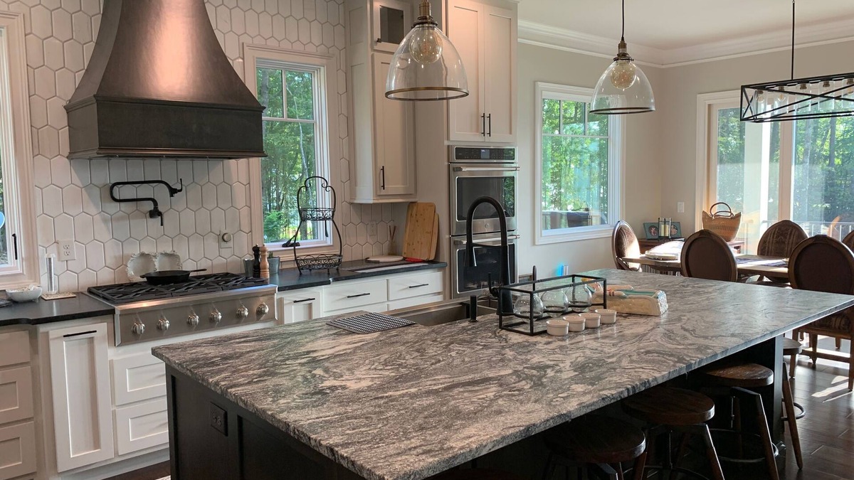 Lake Oconee House | Luxurious Lake Oconee Family Getaway!