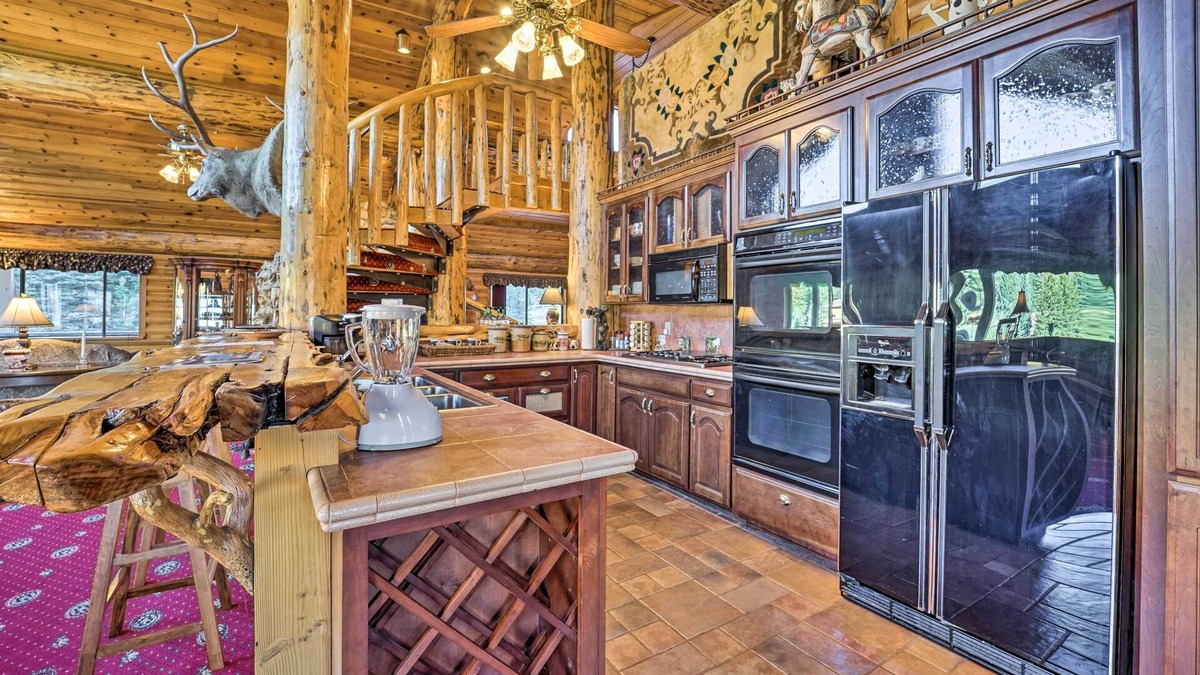 Bayfield Villa | Luxurious Lakefront Villa in Bayfield: Hike & Fish