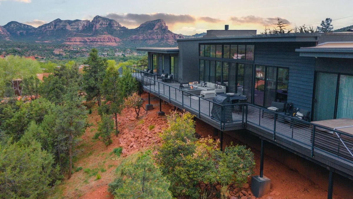 Uptown Sedona Villa | Luxurious Modern Masterpiece in Uptown Sedona