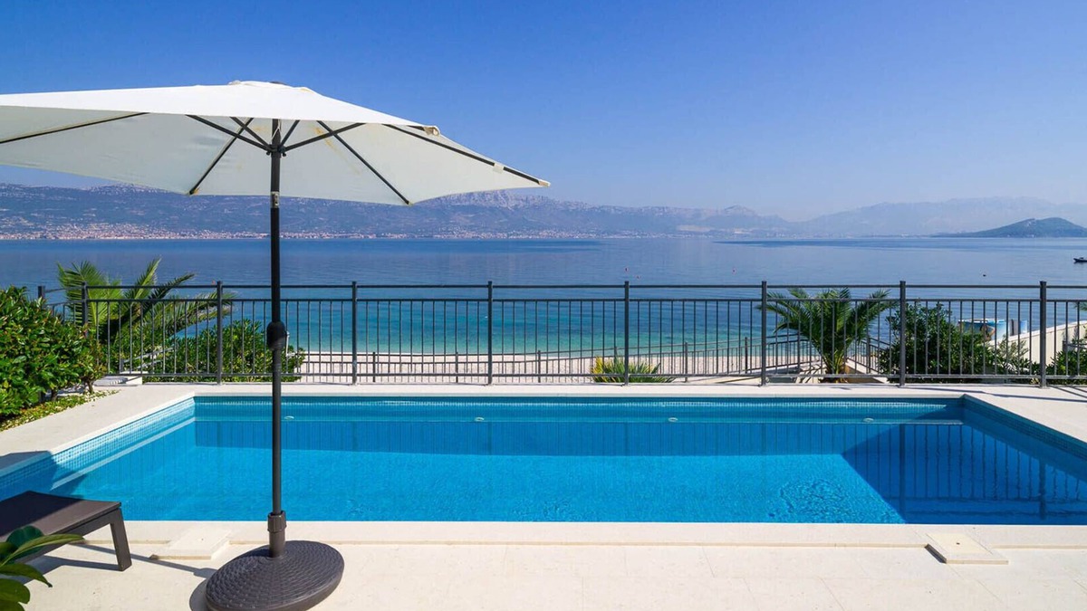 Slatine Villa | Luxurious modern villa Golden B with swimming pool - EOS-CROATIA
