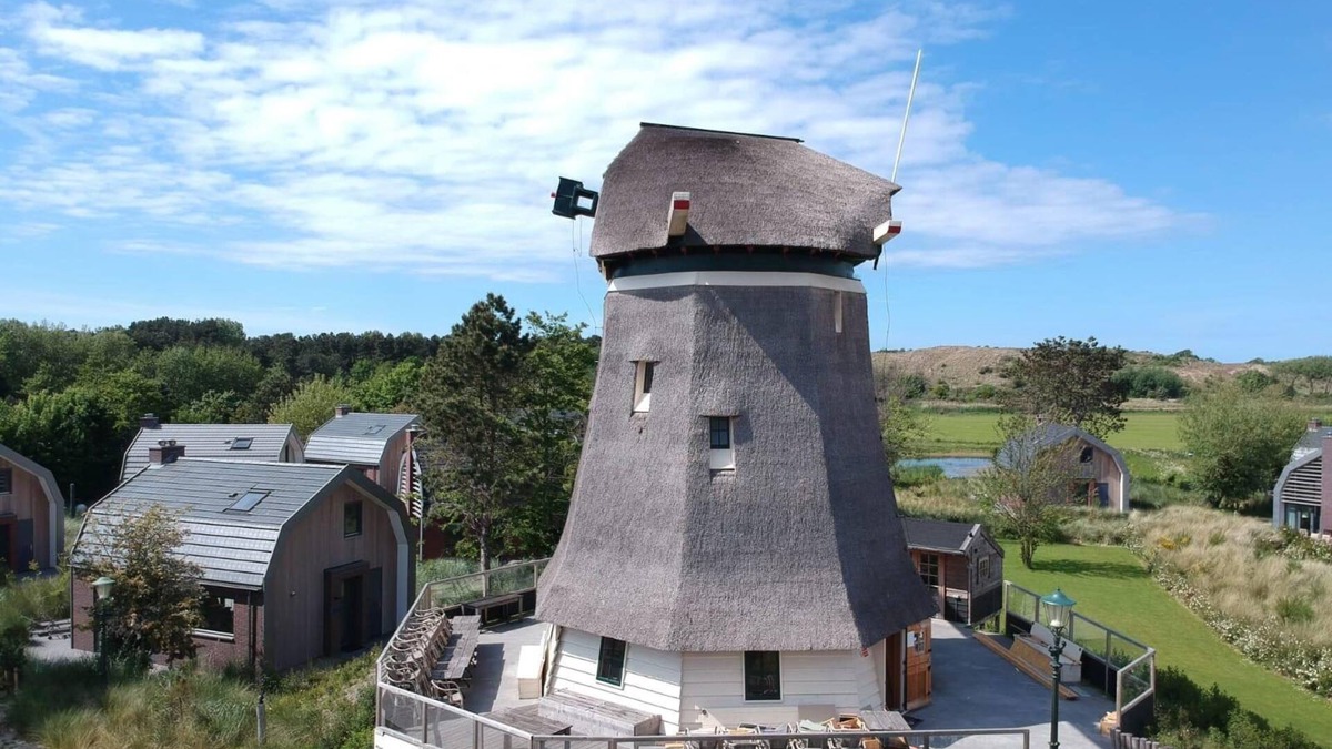 Egmond aan Zee House | Luxurious holiday mill in a dune park, located in close vicinity of the beach