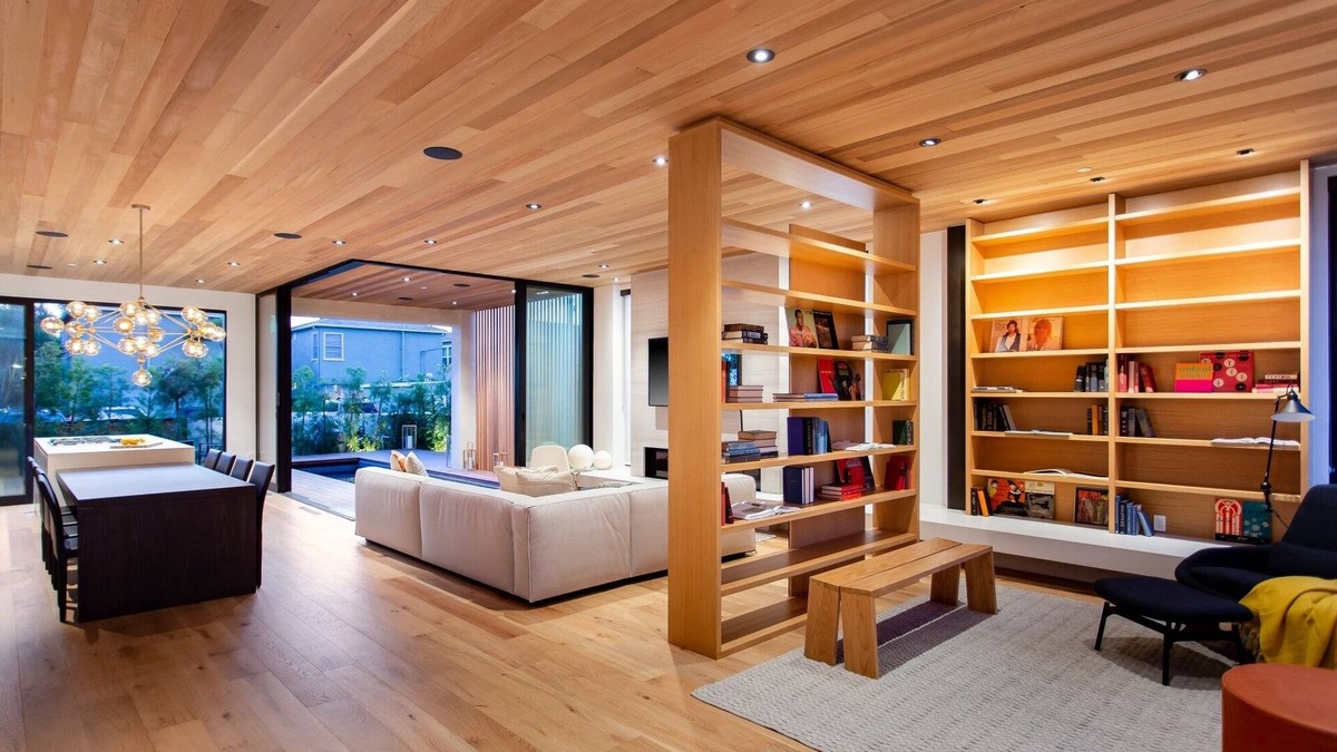 Venice Villa | Luxurious Ocean Oasis in Venice
