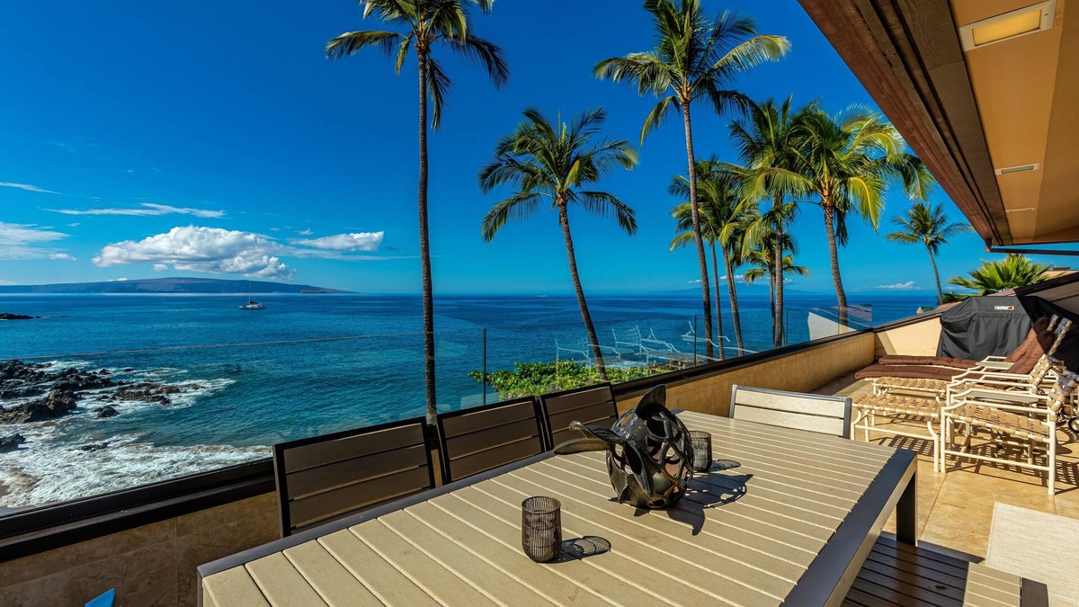 Wailea Condo | Luxurious Oceanfront Makena Surf Three Bedroom Three Bathroom Condo