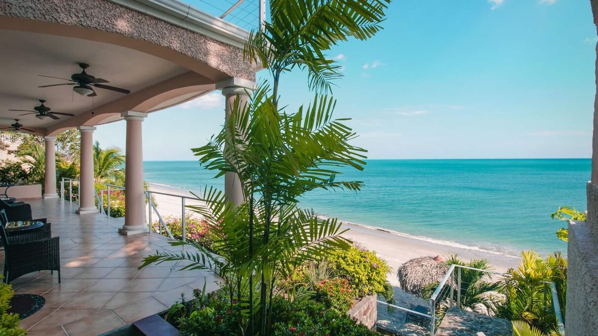 Boca Corona Apartment | LUXURIOUS OCEANFRONT APARTMENT - NAUTILUS SUITE