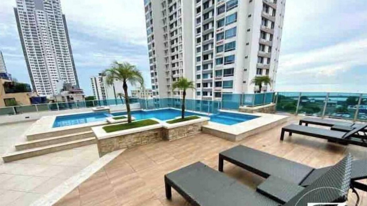 Tumba Vieja Apartment | Luxurious penthouse next2grocery