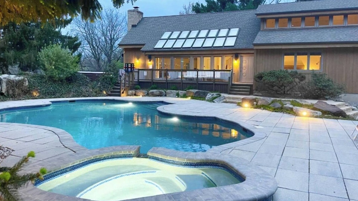 Mcafee House | Luxurious/Private-Heated pool, Hot tub & Tennis/Golf/Ski in-Ski Out Mnt. Creek