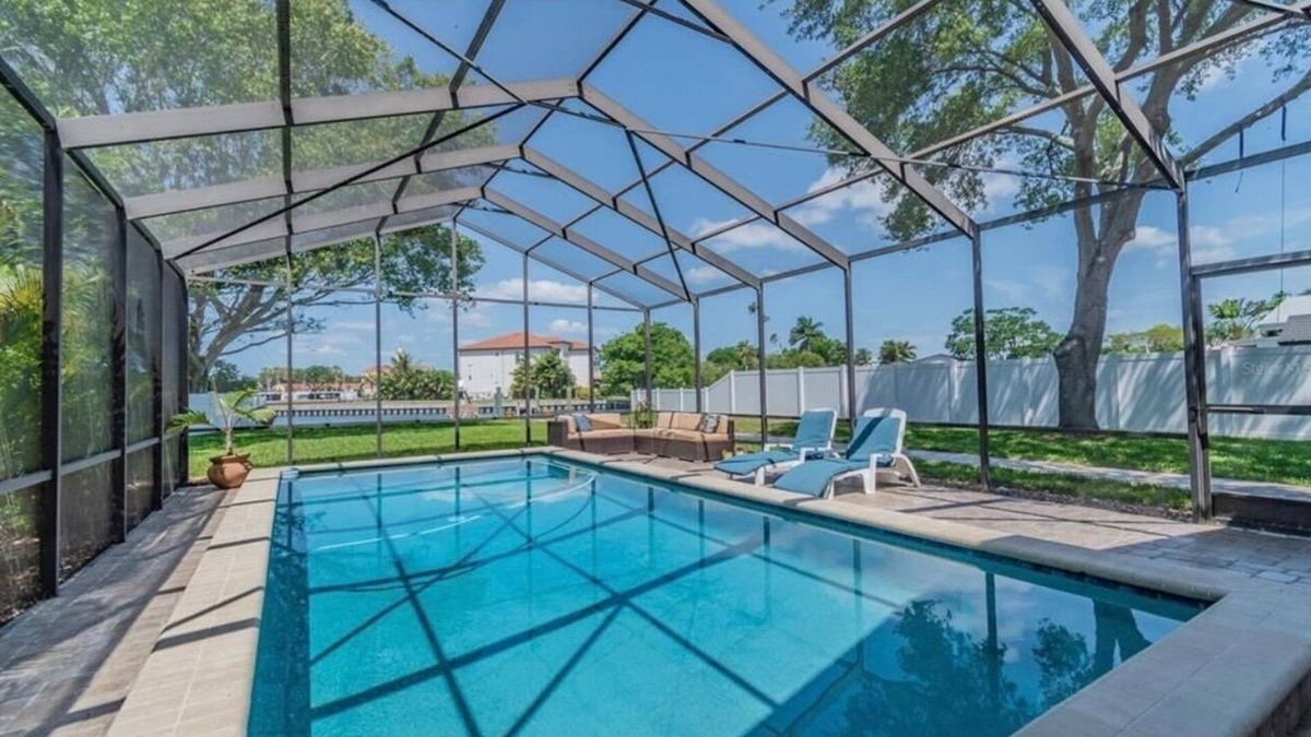 Snell Isle House | Luxurious Private Deep Waterfront 4/2.5 home!