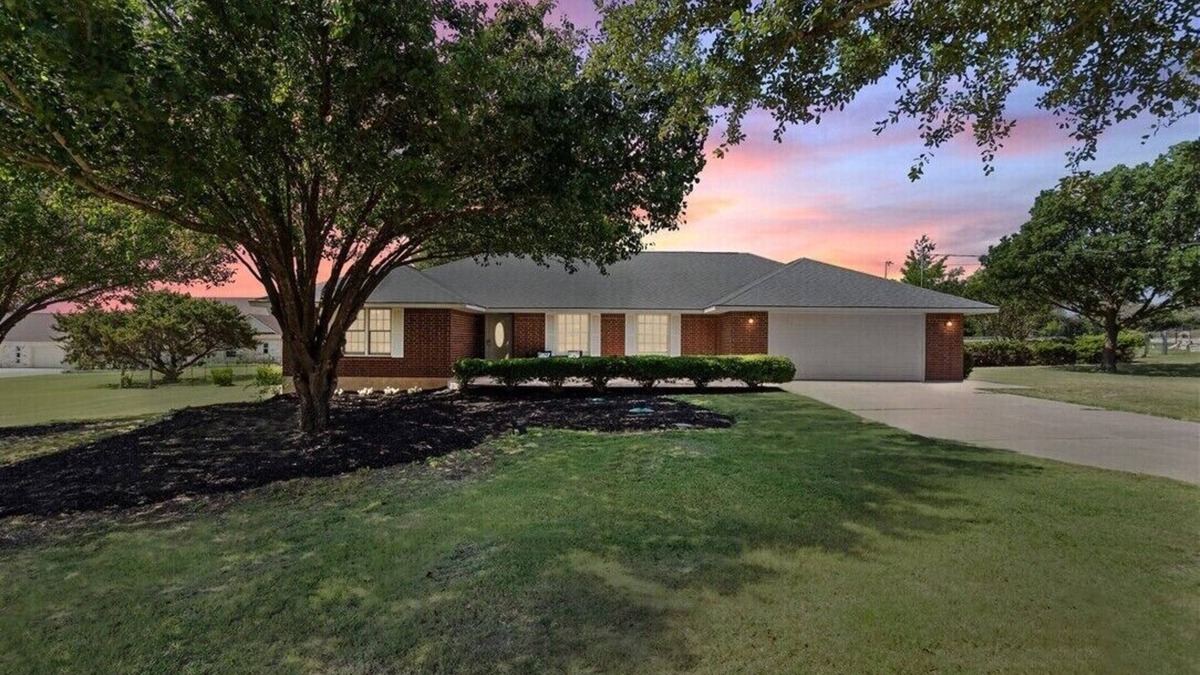 Round Rock House | Luxurious Ranch at the heart of Round Rock
