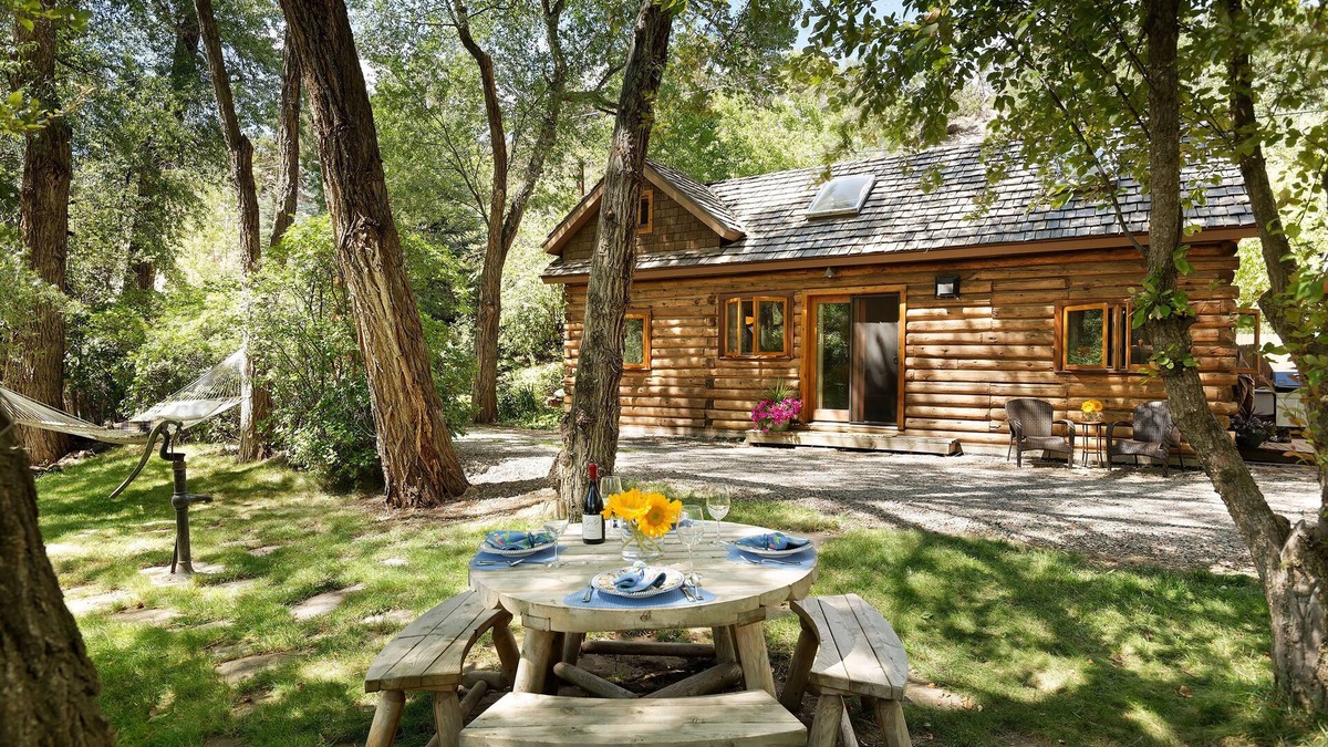 Basalt Cabin | Luxurious Riverfront Cabin on the Frying Pan River - 1 block to Basalt