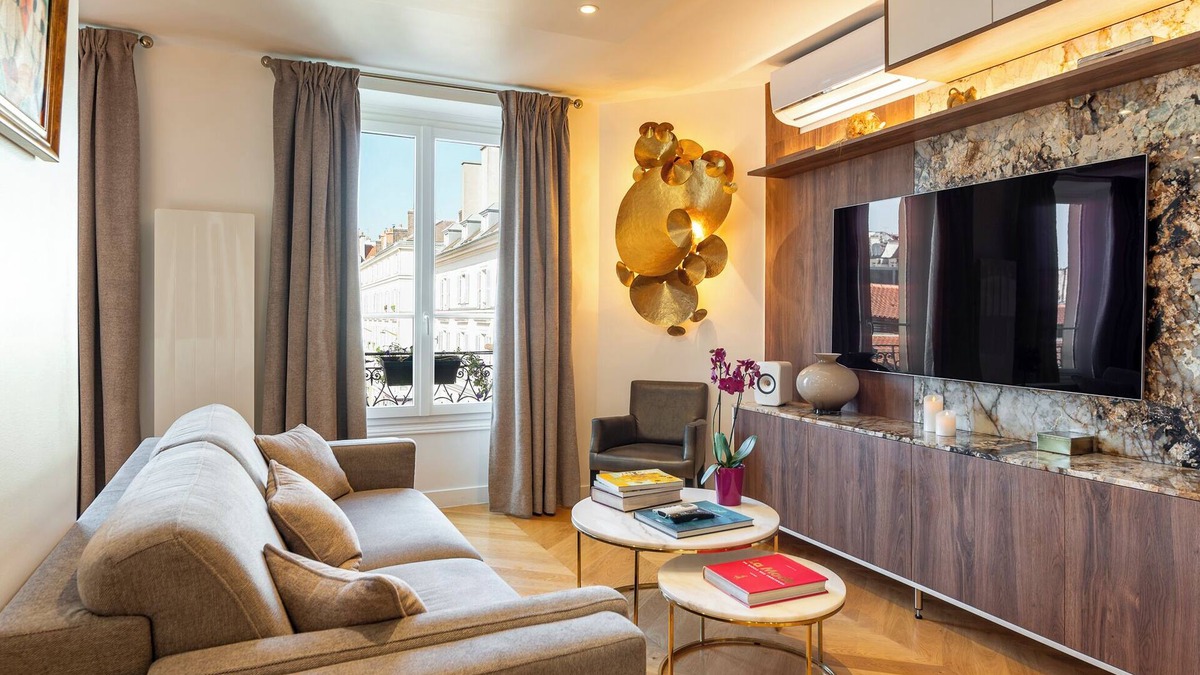 6th Arrondissement Apartment | LUXURIOUS Saint Germain des Prés - Ambre