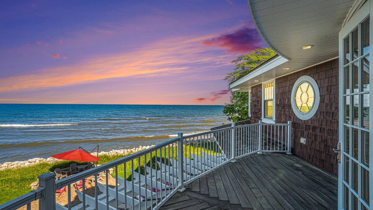 South Haven House | Luxurious Short-Term Rental in South Haven, Michigan – Lakeside Escape with Premium Amenities