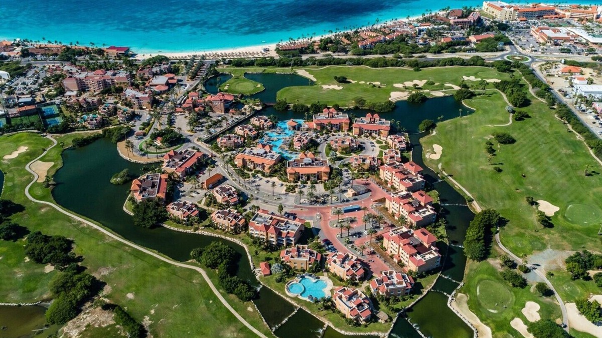 Oranjestad-West Condo | Luxurious & Spacious Eagle Beach 2 Story Penthouse on 1st class Divi Resort